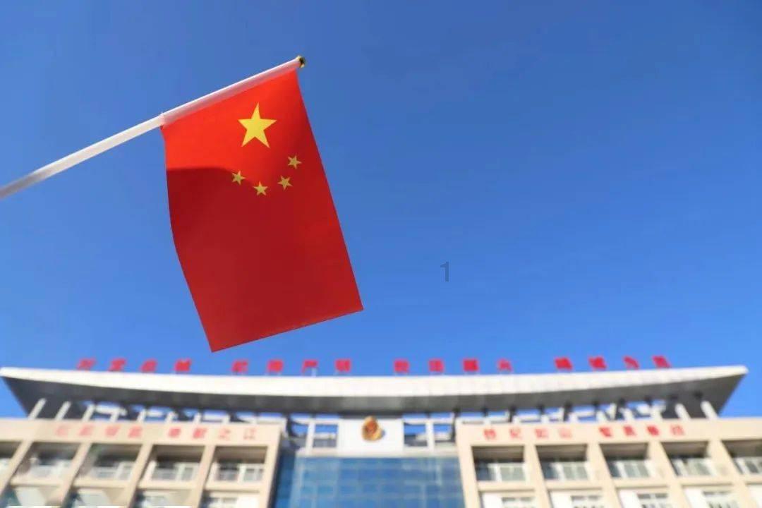 上海市政协委员、易居企业集团CEO丁祖昱:建议上海试点刚需楼盘先交房再办按揭